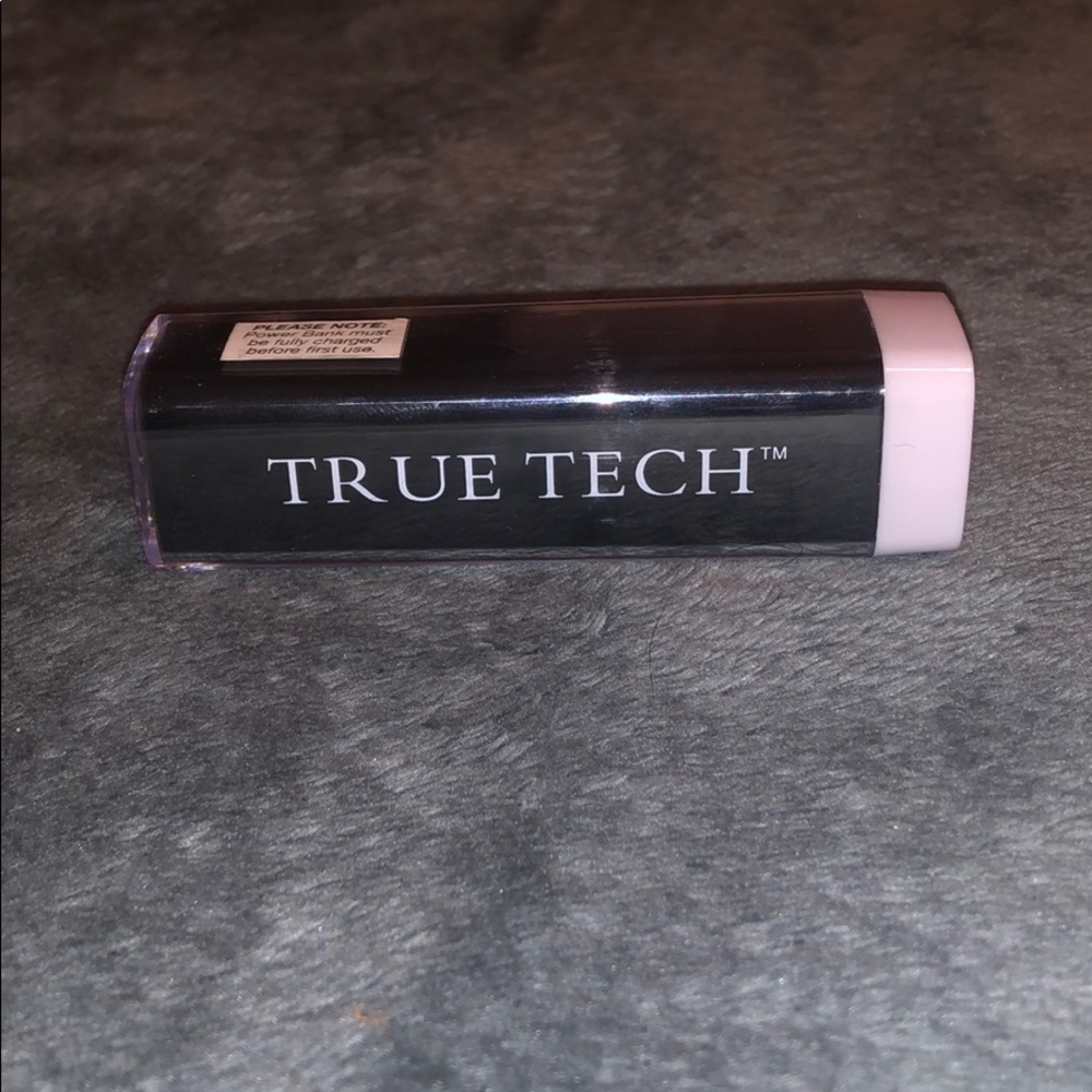 True tech power bank- works with all phones